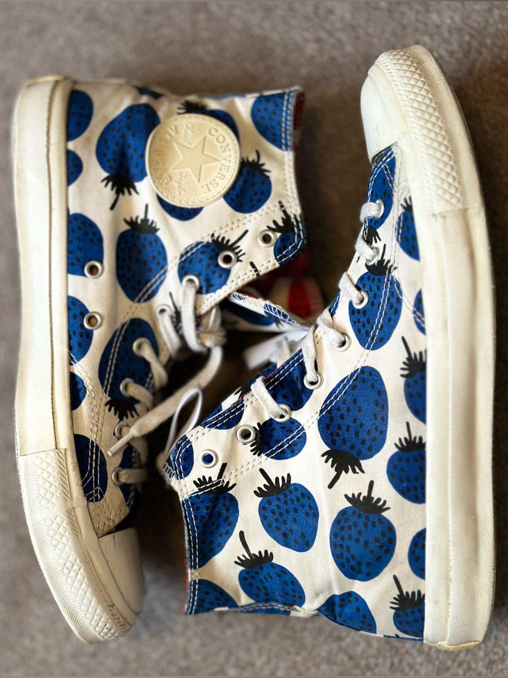 Converse X Marimekko Mansikka Strawberry Print High-Top Sneakers USED 9